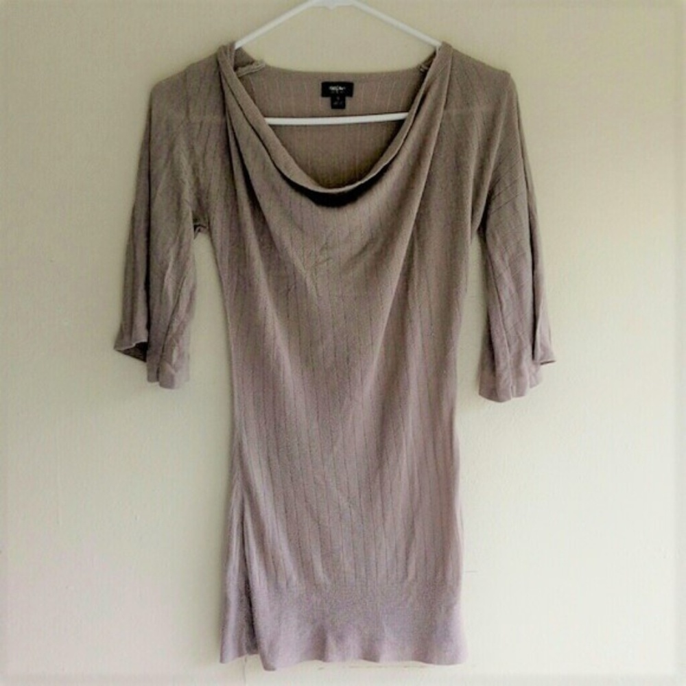 Mossino 3/4 Flare Sleeve Tunic